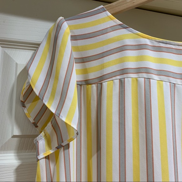 blouse top - Picture 2 of 4